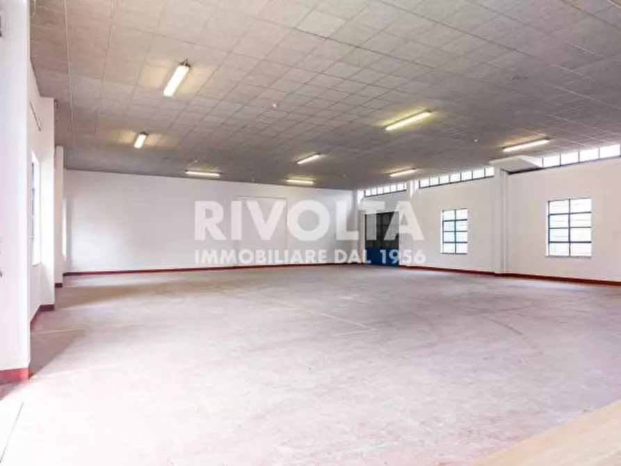 Immagine 24 di Capannone industriale in affitto  in Via di Torre Spaccata a Roma