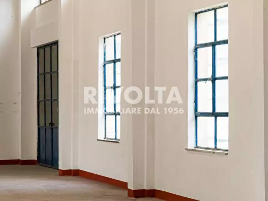 Immagine 32 di Capannone industriale in affitto  in Via di Torre Spaccata a Roma