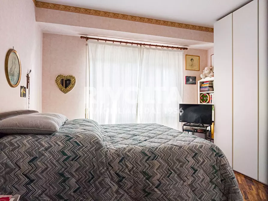 Immagine 14 di Appartamento in vendita  in Via Cassia a Roma