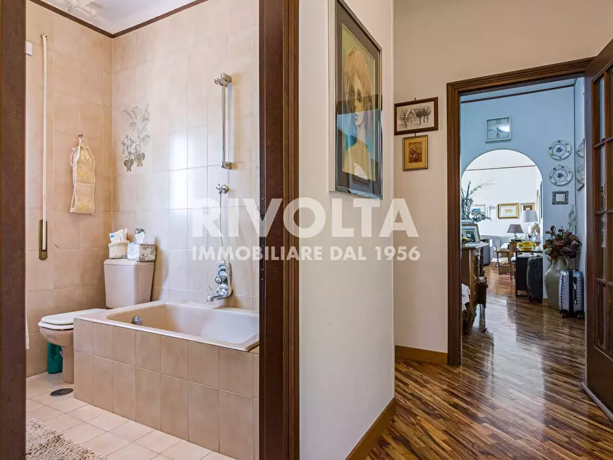 Immagine 18 di Appartamento in vendita  in Via Cassia a Roma