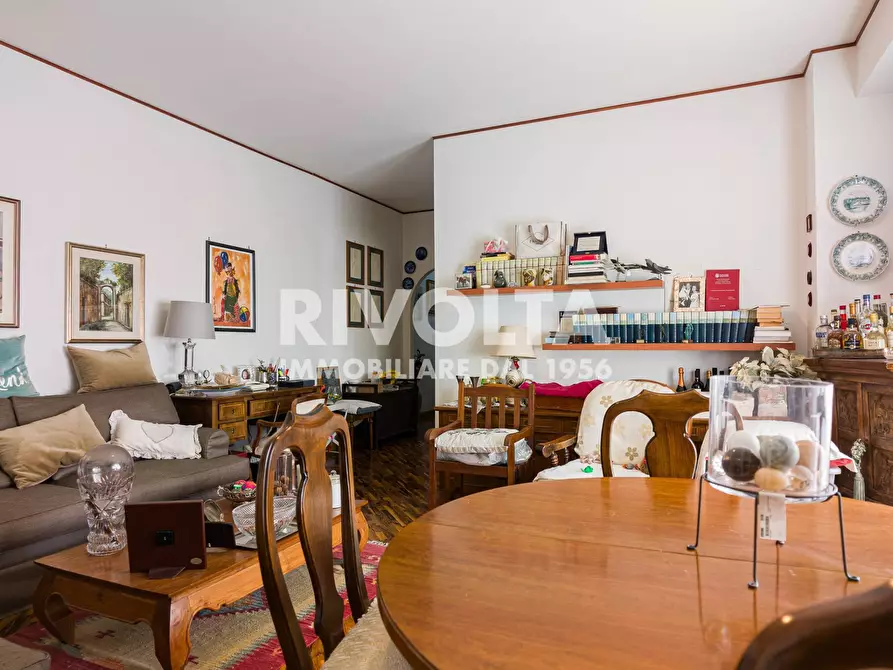 Immagine 34 di Appartamento in vendita  in Via Cassia a Roma