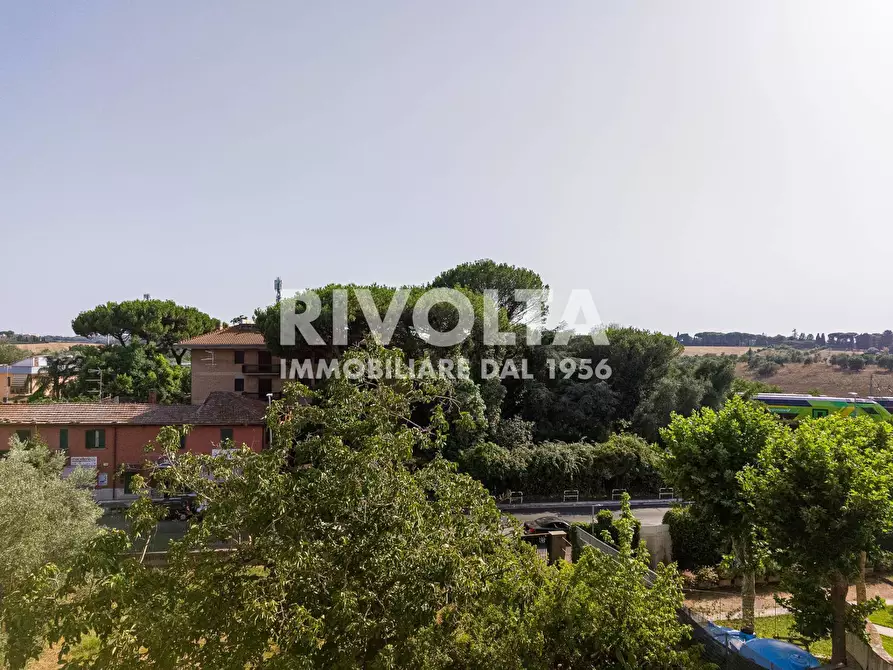 Immagine 41 di Appartamento in vendita  in Via Cassia a Roma