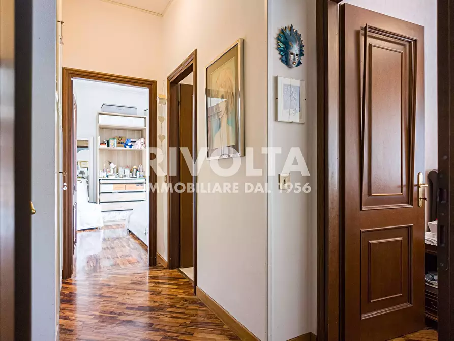 Immagine 44 di Appartamento in vendita  in Via Cassia a Roma