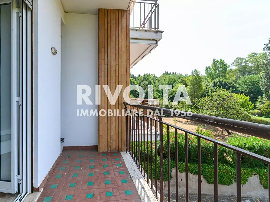 Immagine 24 di Appartamento in affitto  in Via Stresa a Roma