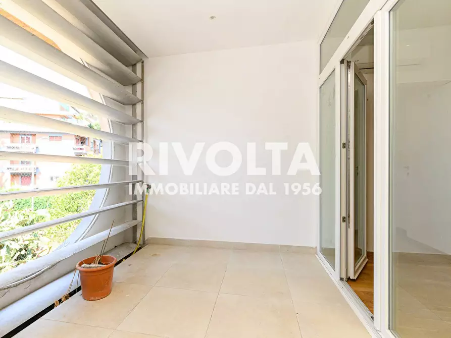 Immagine 8 di Appartamento in affitto  in Via Stresa a Roma