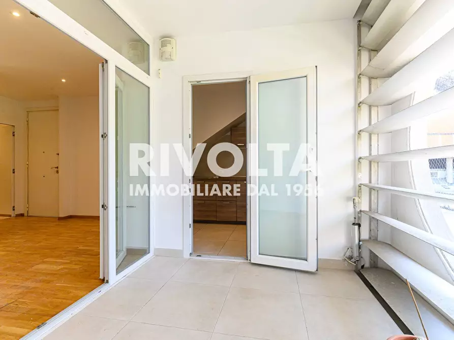 Immagine 11 di Appartamento in affitto  in Via Stresa a Roma