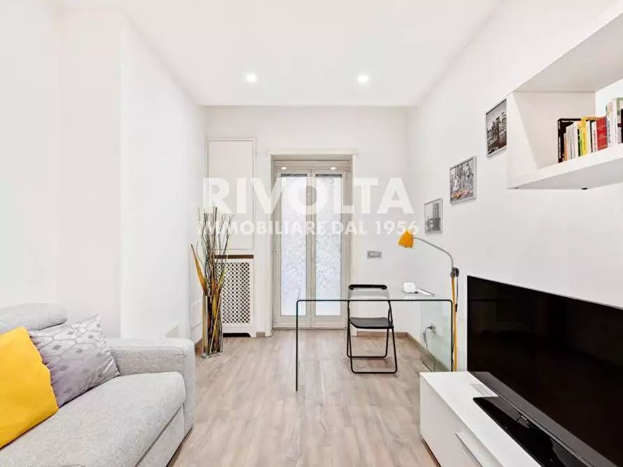 Immagine 6 di Appartamento in affitto  in Via Ottavio Ragni a Roma