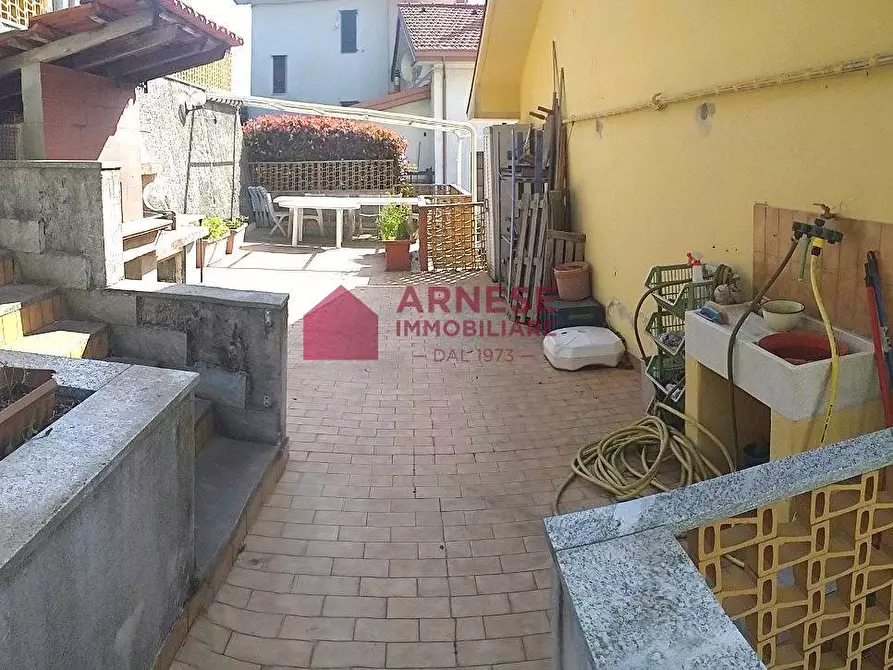 Immagine 22 di Villa in vendita  in Via Rovieto Superiore a Stella