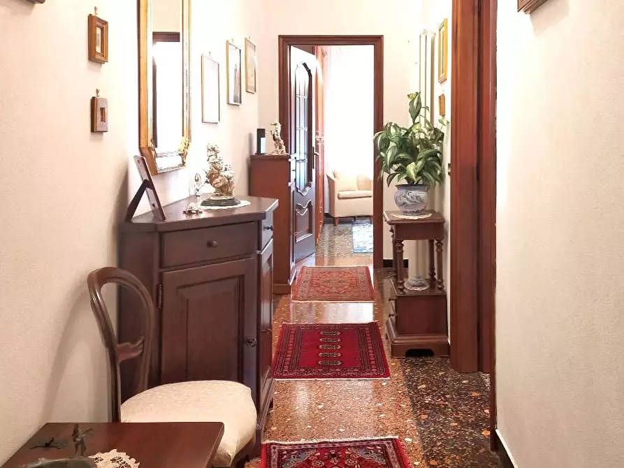 Immagine 10 di Appartamento in vendita  in Via dei Piccone a Albisola Superiore