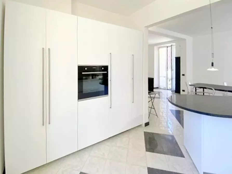 Immagine 10 di Appartamento in vendita  in Via Assereto a Savona