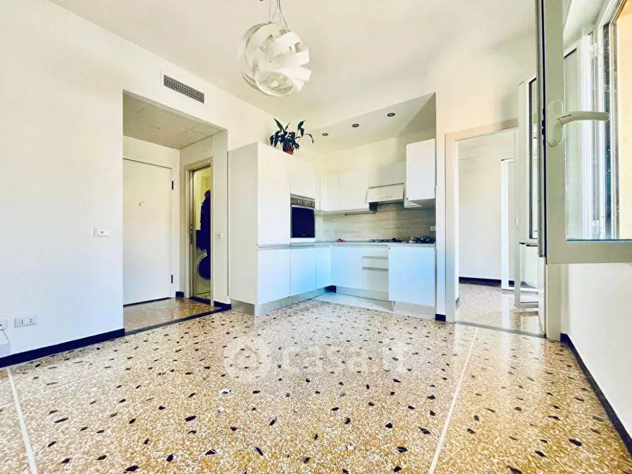 Immagine 1 di Appartamento in vendita  in Viale Perata a Albissola Marina