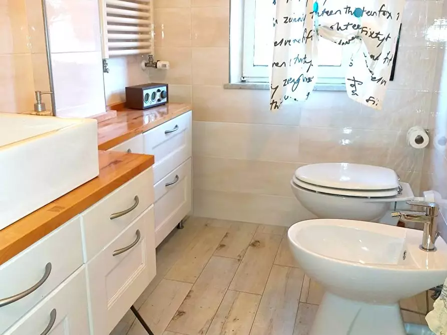 Immagine 13 di Appartamento in vendita  in Via dei Levantino a Albisola Superiore