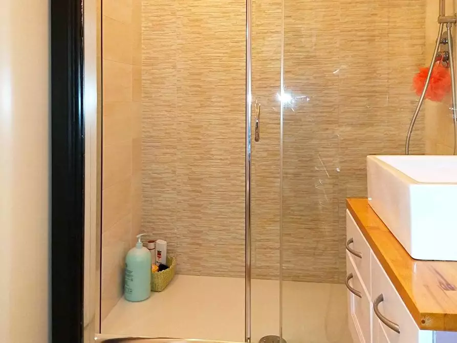 Immagine 14 di Appartamento in vendita  in Via dei Levantino a Albisola Superiore