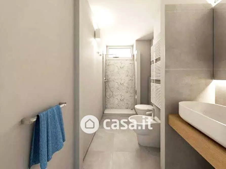 Immagine 11 di Appartamento in vendita  in Piazza Martiri a Savona