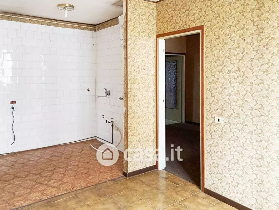 Immagine 4 di Appartamento in vendita  in Via Romagnoli a Savona