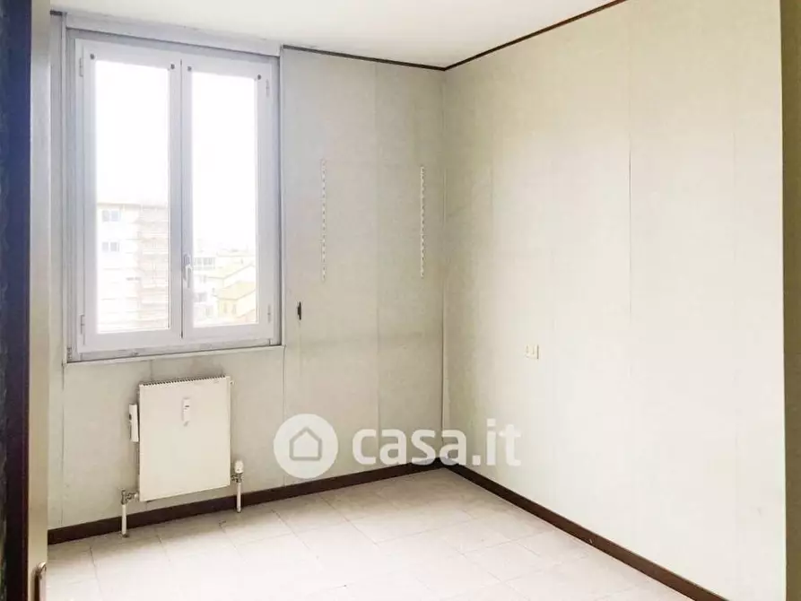 Immagine 13 di Appartamento in vendita  in Via Romagnoli a Savona