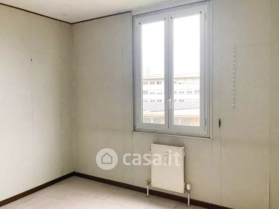 Immagine 14 di Appartamento in vendita  in Via Romagnoli a Savona