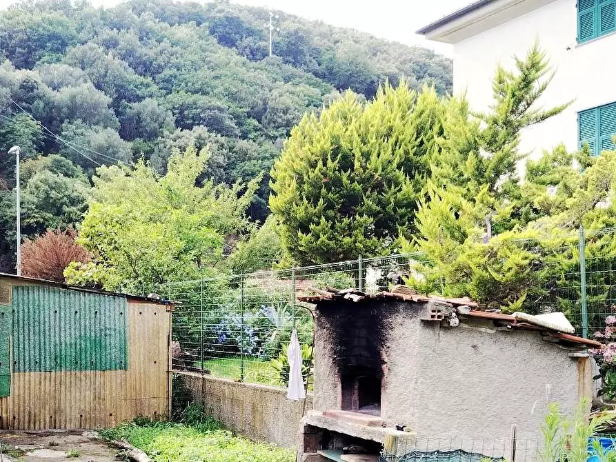 Immagine 3 di Villa in vendita  in Via dei Carabigi 18a a Albisola Superiore