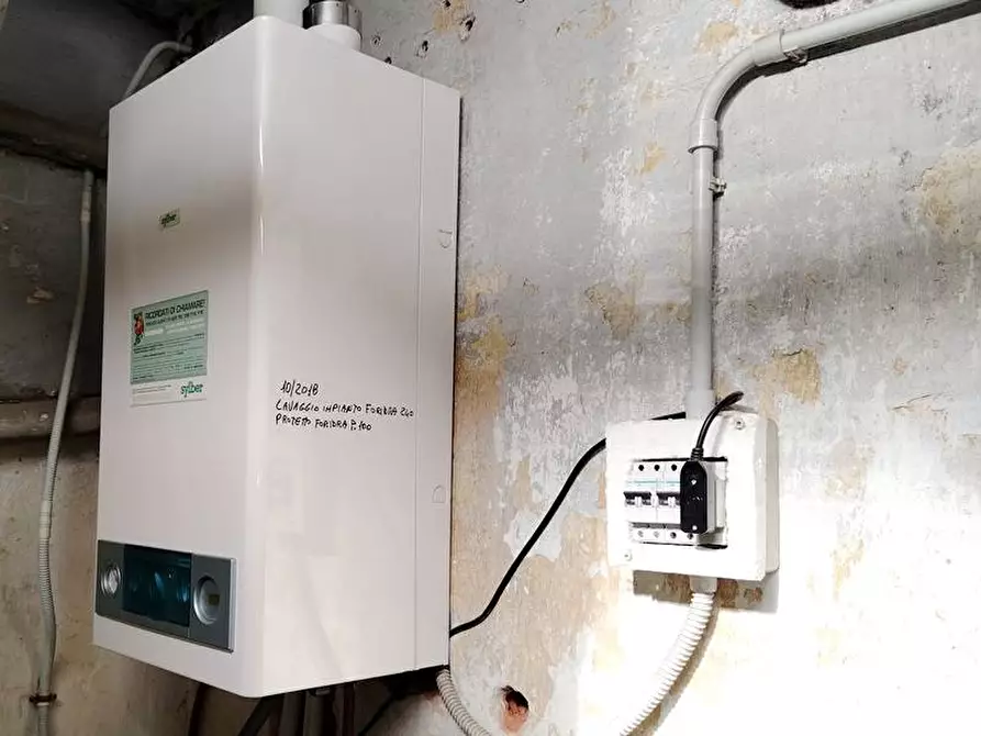 Immagine 16 di Villa in vendita  in Via dei Carabigi 18a a Albisola Superiore