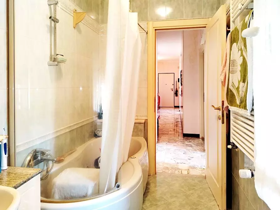 Immagine 12 di Appartamento in vendita  in Via Sisto IV a Albisola Superiore