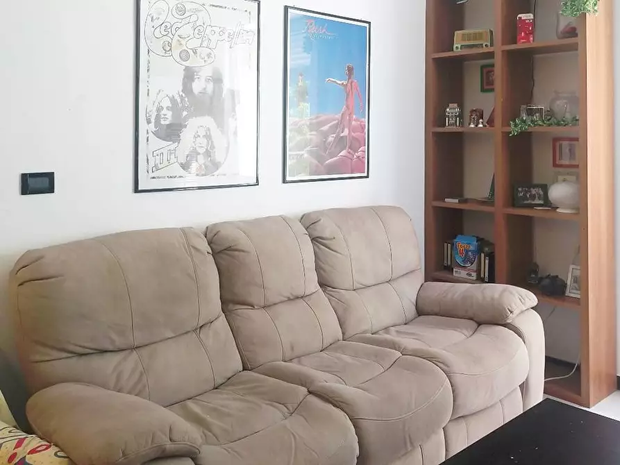 Immagine 8 di Appartamento in vendita  in Via Scotto a Savona