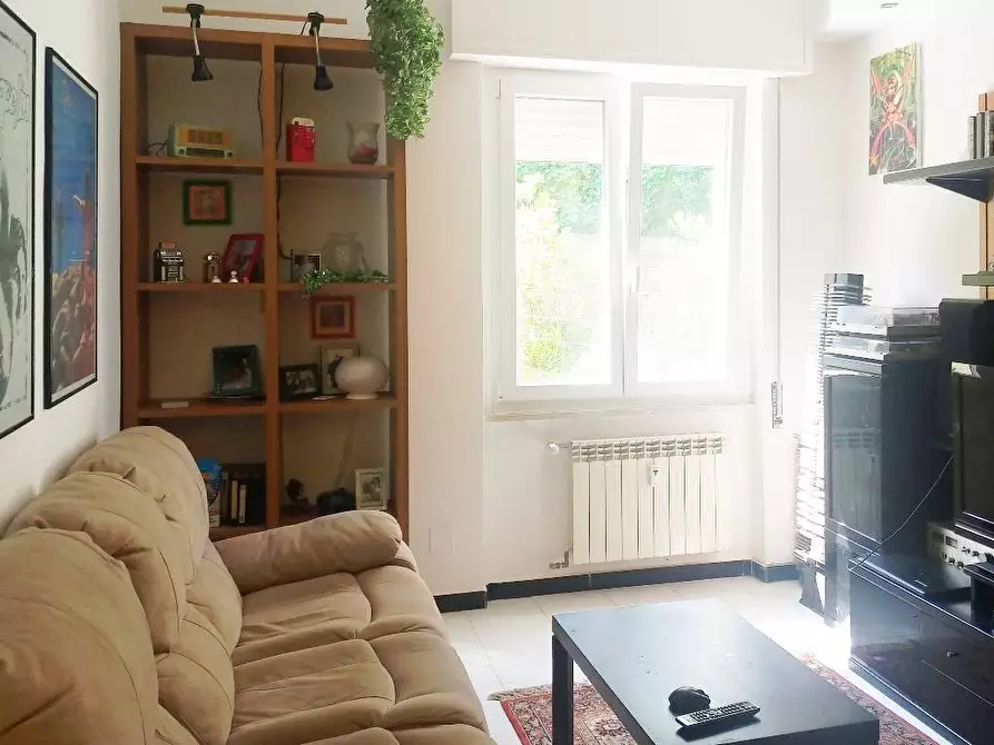 Immagine 2 di Appartamento in vendita  in Via Scotto a Savona