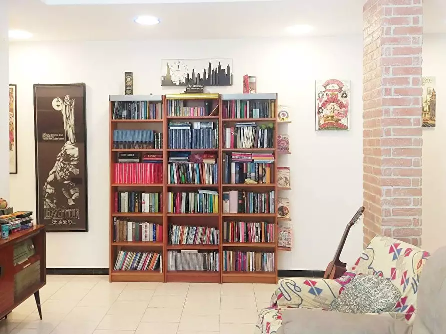 Immagine 9 di Appartamento in vendita  in Via Scotto a Savona