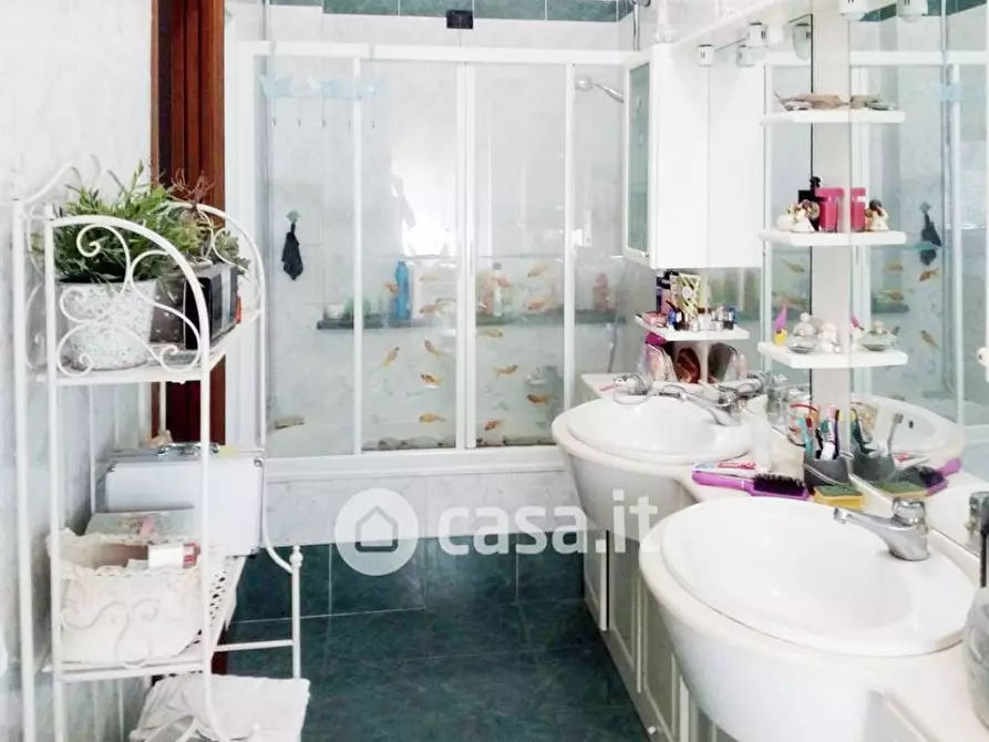 Immagine 21 di Appartamento in vendita  in Via Scotto a Savona