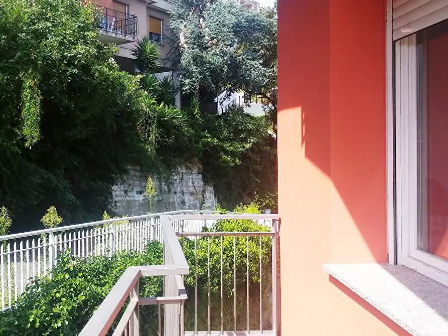 Immagine 25 di Appartamento in vendita  in Via Scotto a Savona