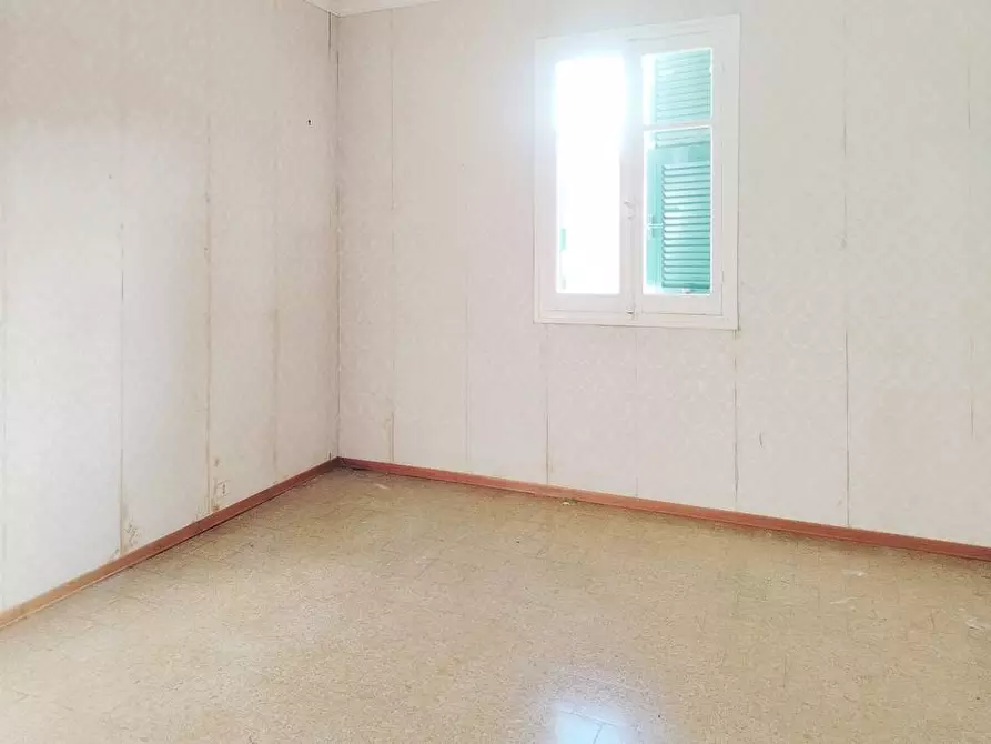 Immagine 23 di Villa in vendita  in Via dei Partigiani a Albisola Superiore