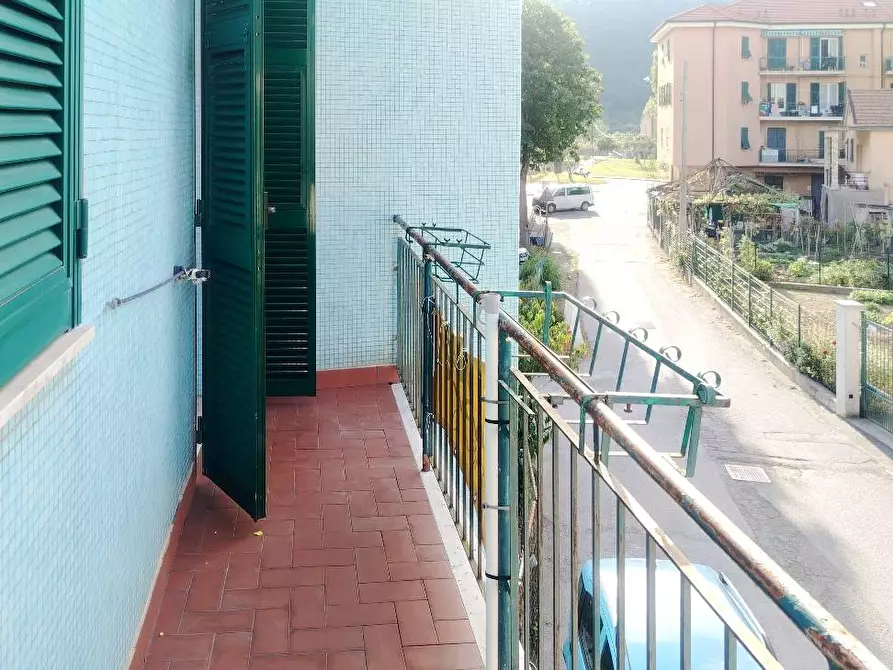 Immagine 34 di Villa in vendita  in Via dei Partigiani a Albisola Superiore