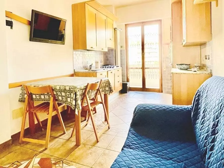 Immagine 3 di Appartamento in vendita  in Via de Rege a Albisola Superiore