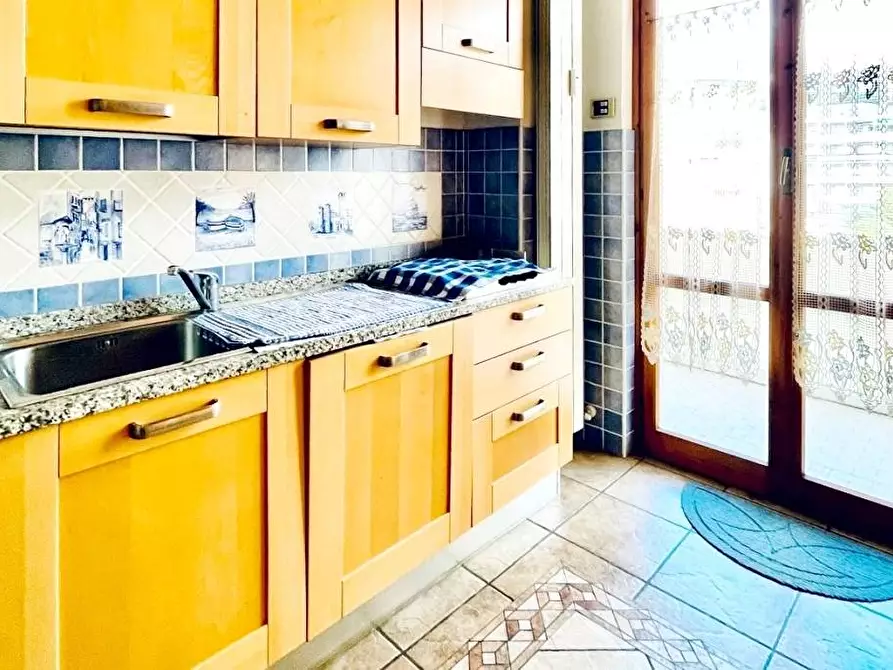 Immagine 4 di Appartamento in vendita  in Via de Rege a Albisola Superiore