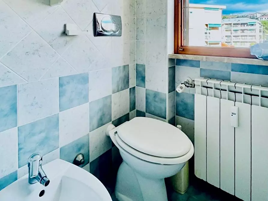 Immagine 17 di Appartamento in vendita  in Via de Rege a Albisola Superiore