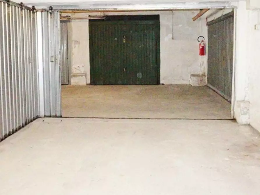 Immagine 7 di Box auto in vendita  in Via V. Veneto a Albisola Superiore
