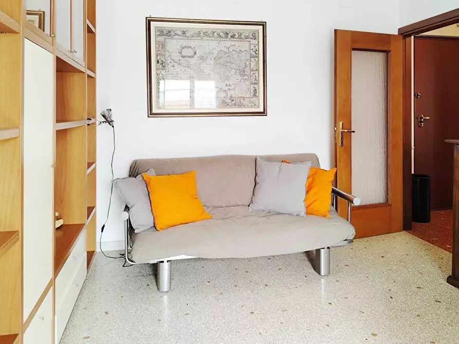 Immagine 3 di Appartamento in vendita  in Via Nino Bixio 11 a Albisola Superiore