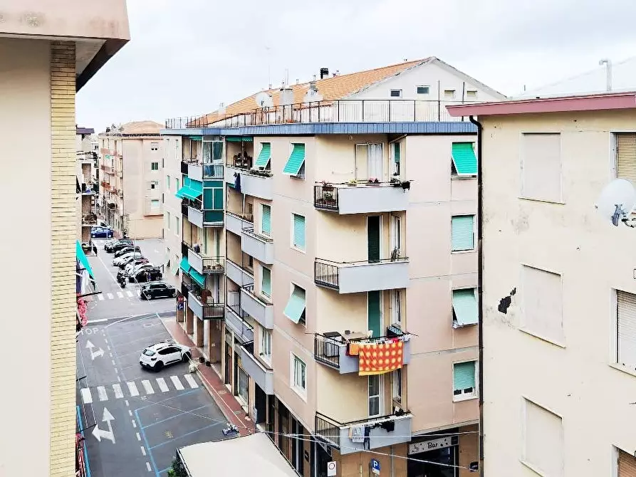 Immagine 18 di Appartamento in vendita  in Via Nino Bixio 11 a Albisola Superiore