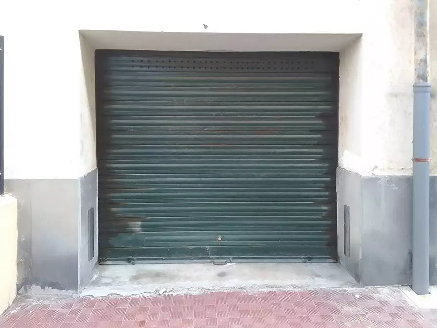 Immagine 3 di Box auto in affitto  in Via Nino Bixio a Albisola Superiore