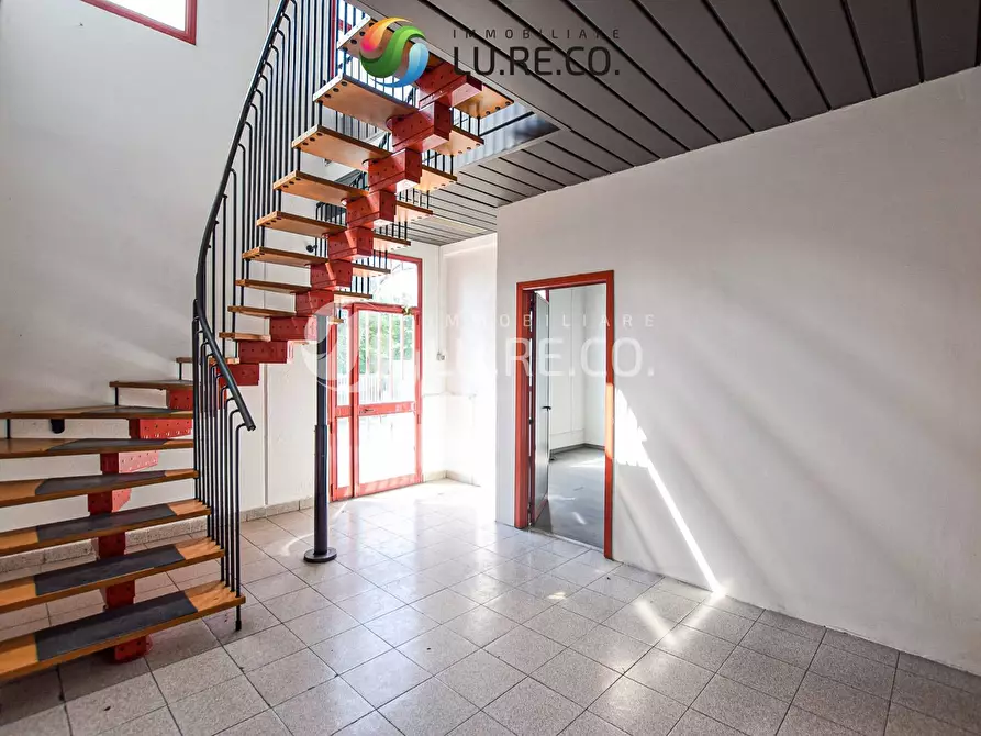 Immagine 4 di Capannone industriale in vendita  in Via Dei Tigli a Biassono