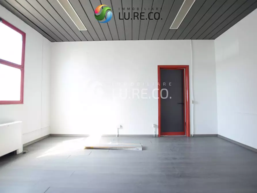 Immagine 6 di Capannone industriale in vendita  in Via Dei Tigli a Biassono