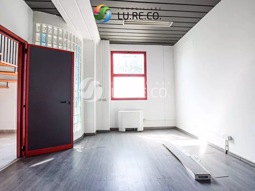 Immagine 7 di Capannone industriale in vendita  in Via Dei Tigli a Biassono