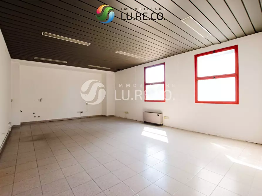 Immagine 11 di Capannone industriale in vendita  in Via Dei Tigli a Biassono