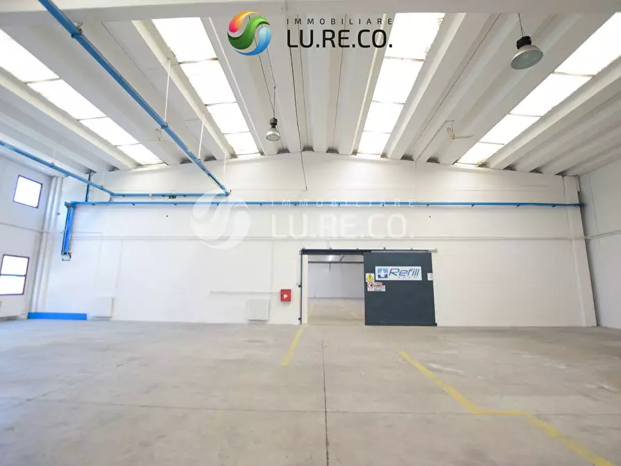 Immagine 17 di Capannone industriale in vendita  in Via Dei Tigli a Biassono