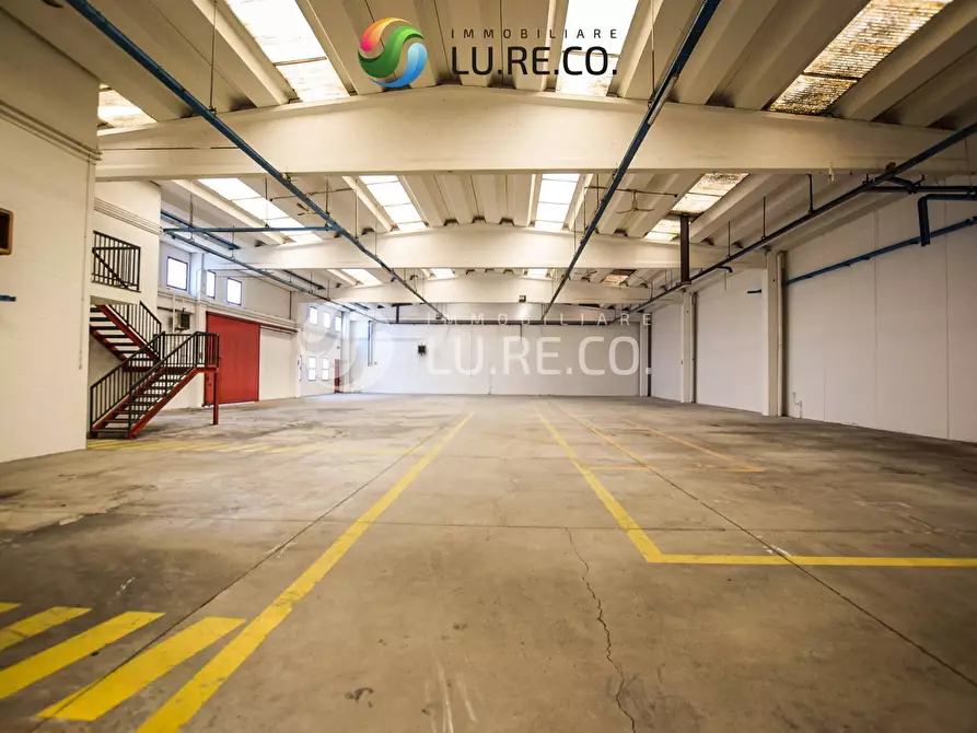 Immagine 18 di Capannone industriale in vendita  in Via Dei Tigli a Biassono