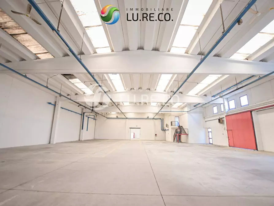Immagine 19 di Capannone industriale in vendita  in Via Dei Tigli a Biassono