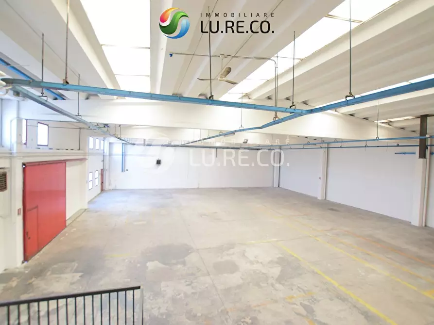 Immagine 24 di Capannone industriale in vendita  in Via Dei Tigli a Biassono