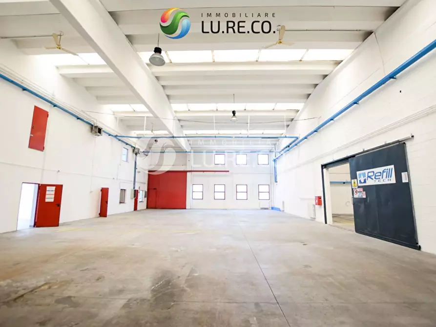 Immagine 26 di Capannone industriale in vendita  in Via Dei Tigli a Biassono