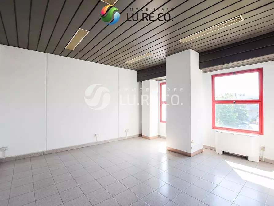 Immagine 33 di Capannone industriale in vendita  in Via Dei Tigli a Biassono