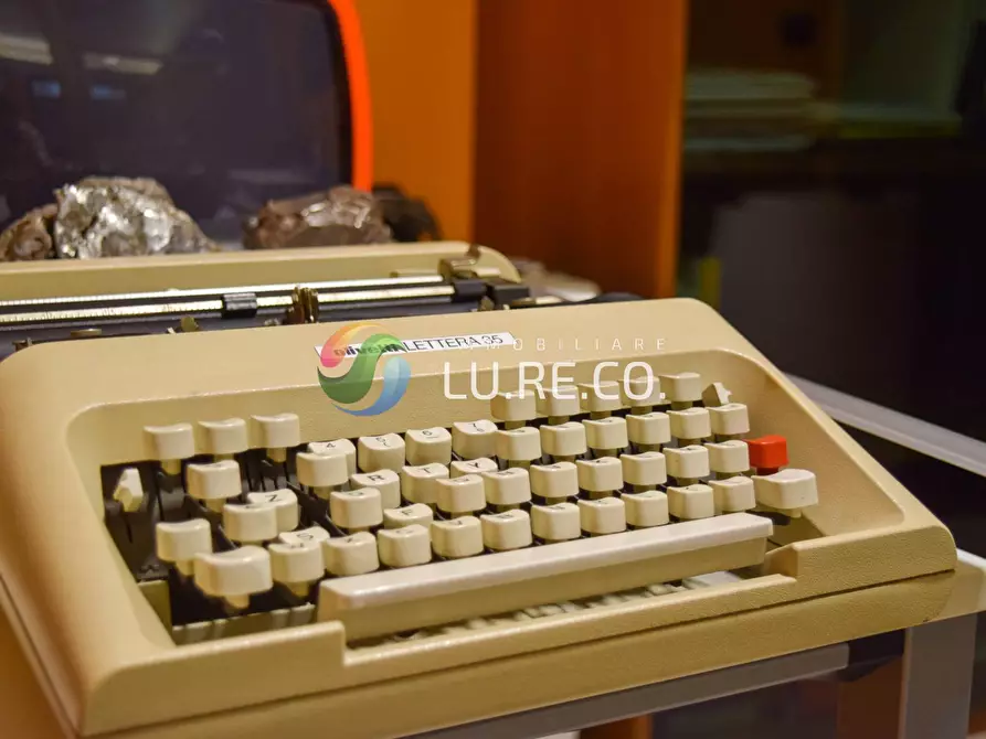 Immagine 27 di Negozio in vendita  in BRUNO SALVADORI 4 a Lissone