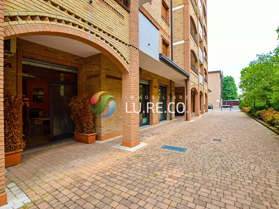 Immagine 28 di Negozio in vendita  in BRUNO SALVADORI 4 a Lissone